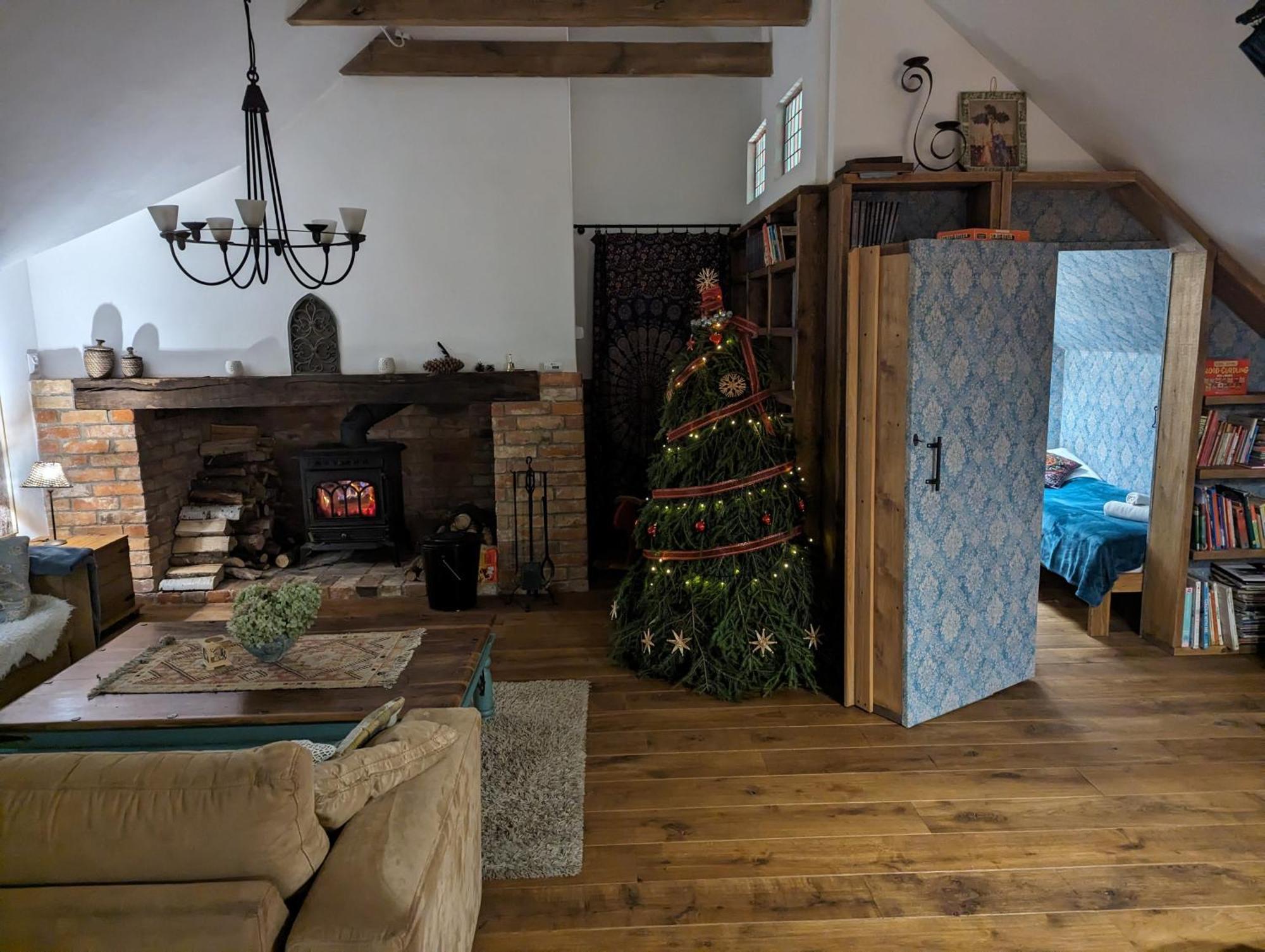Forreset Apartment *